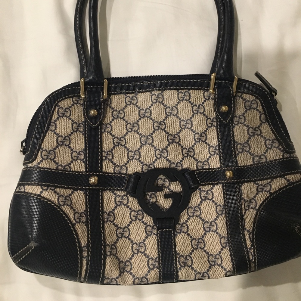 Gucci Shoulder Bag